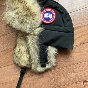 Canada Goose Black Hat with Fur Trim